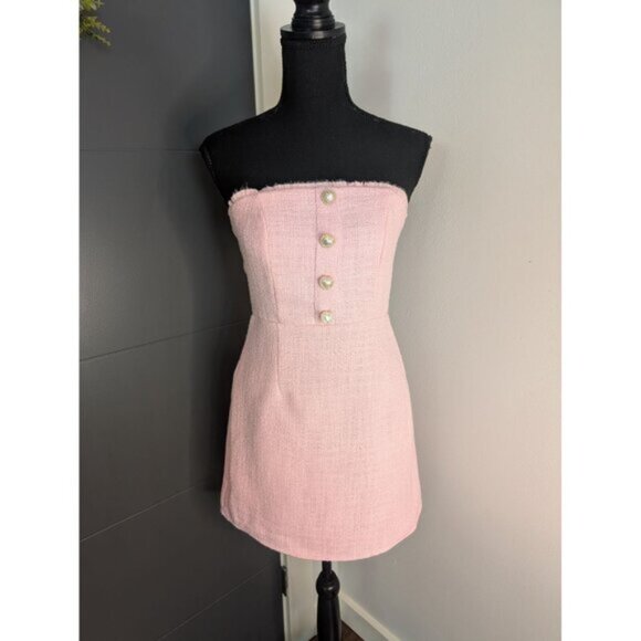 NWT Francesca's Pink Lindsey Strapless Heart Button Mini Dress - M - Picture 1 of 10